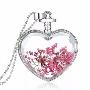 PINK/SILVER GLASS HEART PENDANT NECKLACE